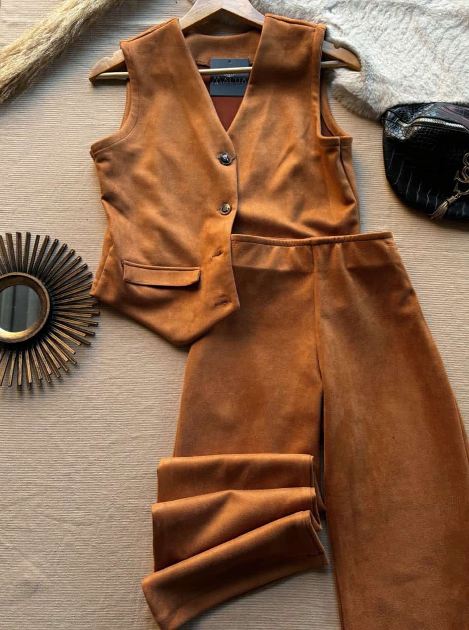 Conjunto caramelo